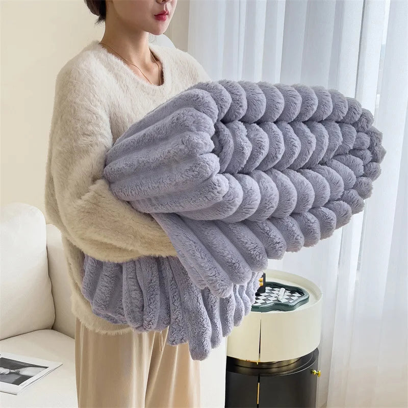 The Coziee | Flannel Blanket – Ultra Soft, Warm & Stylish for Every Season