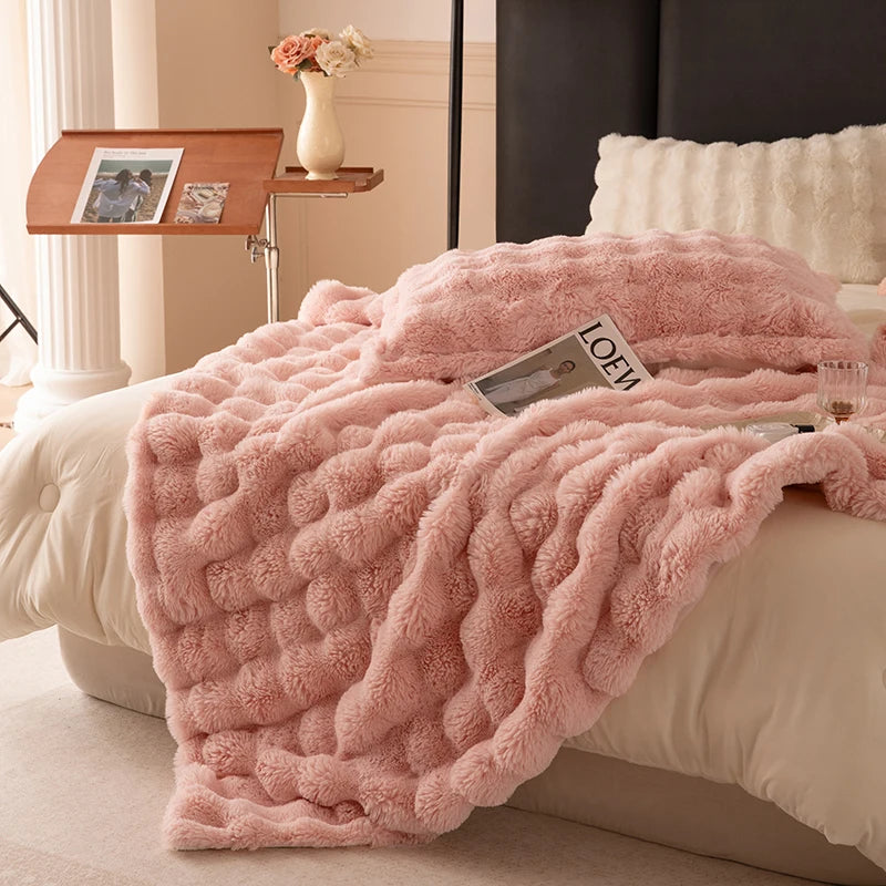 The Coziee | Plush Coral Velvet Blanket – Ultra Soft & Warm